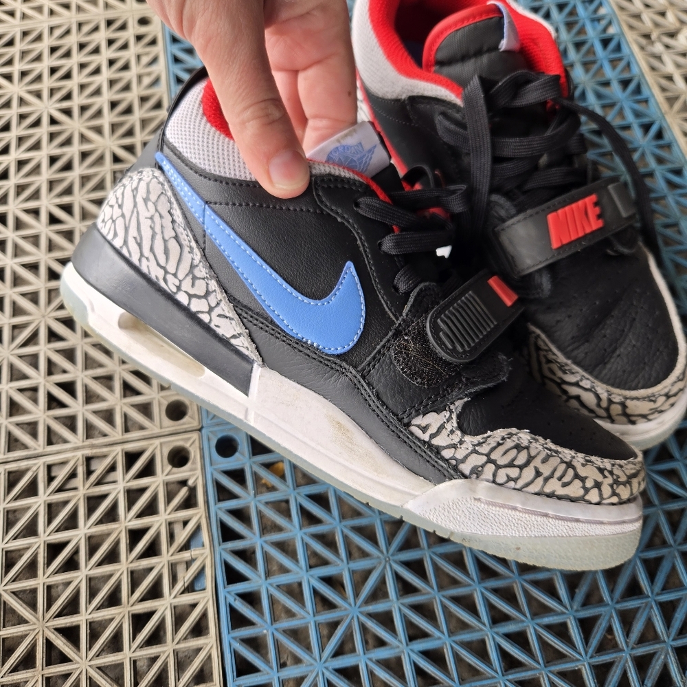 Nike Air Jordan Legacy 312 Kids Sneakers